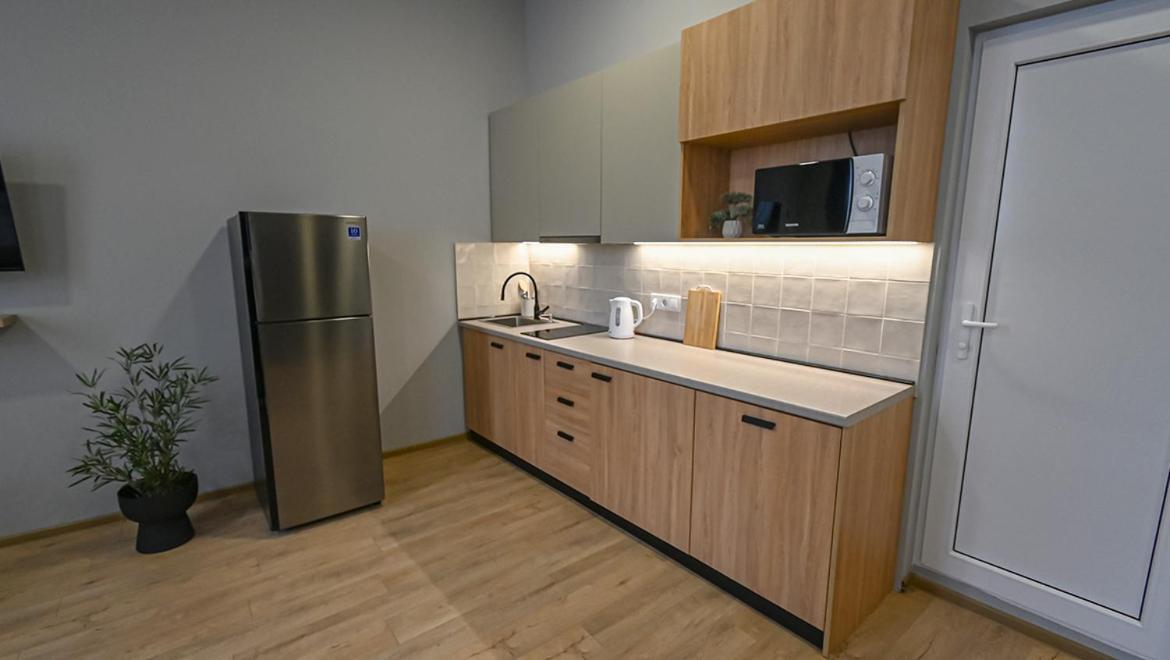 Big Studio Apt.On Liberty Square Тбилиси Экстерьер фото